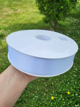 Cargar imagen en el visor de la galería, Satin  1.5 pulg color blanco 100 yardas doble cara

