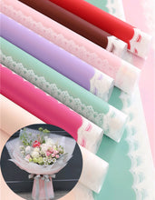 Cargar imagen en el visor de la galería, Papel koreano con borde decorado 20 hojas
