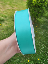 Cargar imagen en el visor de la galería, Satin 1.5 pulg color Tropic 100 yardas doble cara
