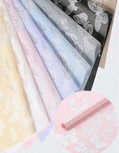 Cargar imagen en el visor de la galería, Papel coreano mariposas 20 hojas
